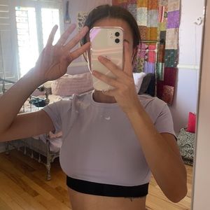 Nike crop top-lavender purple